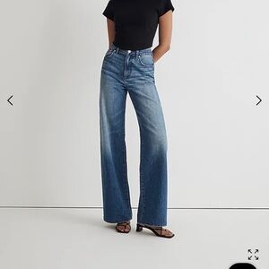 Like new, Madewell Super Wide Leg Jean, size 31